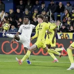 Vinicius 'giỡn mặt' khán đài Villarreal: Màn đáp trả bằng bóng đá đỉnh cao 1