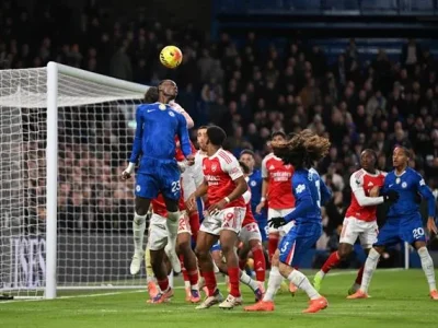 Dự Đoán Số Phạt Góc Arsenal vs Chelsea: Con Số ‘Nóng’ Khiến Dân Cá Cược Sốt Sắng!