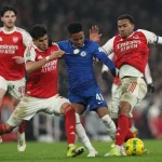 Liam Rosenior 'nóng mặt' đáp trả Merson: 'Tôi từng làm BTV, hiểu hết trận nói gì cũng được!' 1