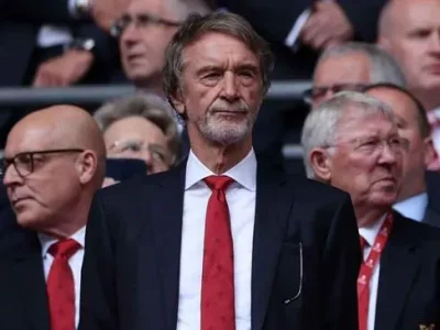 FA ‘bỏ qua’ lời nói gây bão của Sir Jim Ratcliffe, Kick It Out bức xúc, Carrick lên tiếng