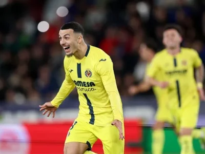 Villarreal vs Valencia: Cuộc đua Top 4 và cuộc chiến trụ hạng đầy kịch tính tại La Liga 2025/26