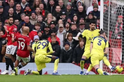 Bí Kíp Phá Vỡ Hàng Phòng Ngự Từ Phạt Góc Của MU: Chiến Thuật 'Đánh Lừa' Đỉnh Cao 1