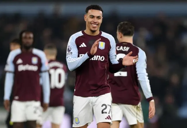 PSG len ke hoach chieu mo Morgan Rogers.